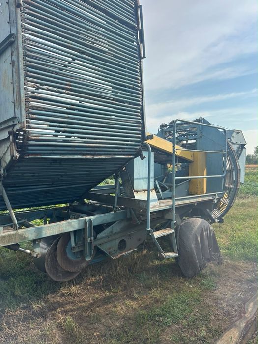 Продам картоплезбиральний ковбайн Anna z-644