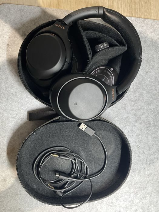 Auscultadores Sony WH-1000XM4