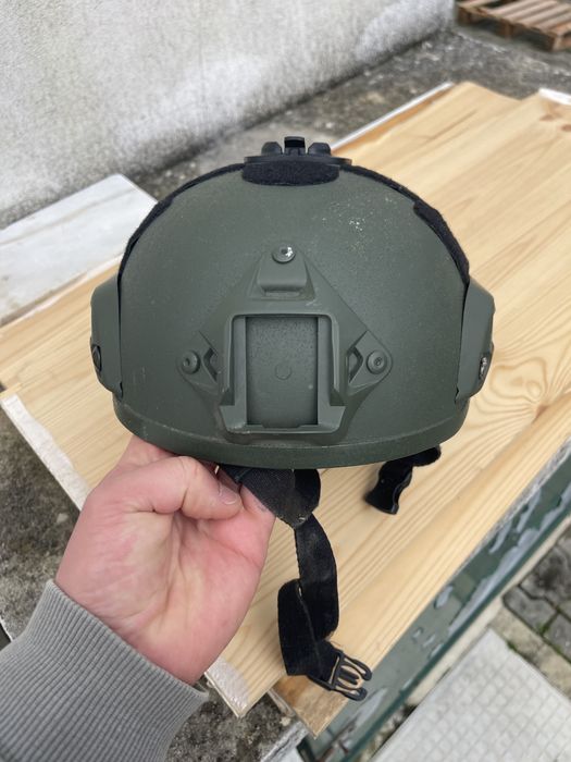 Airsoft capacete e coldre universal