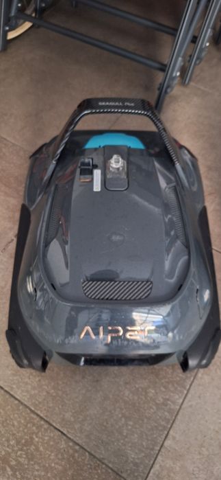 Aspirador de piscina limpa fundos