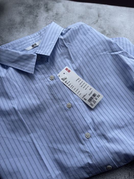 Бавовняна сорочка (у смужку) Uniqlo блакитна, розмір XS