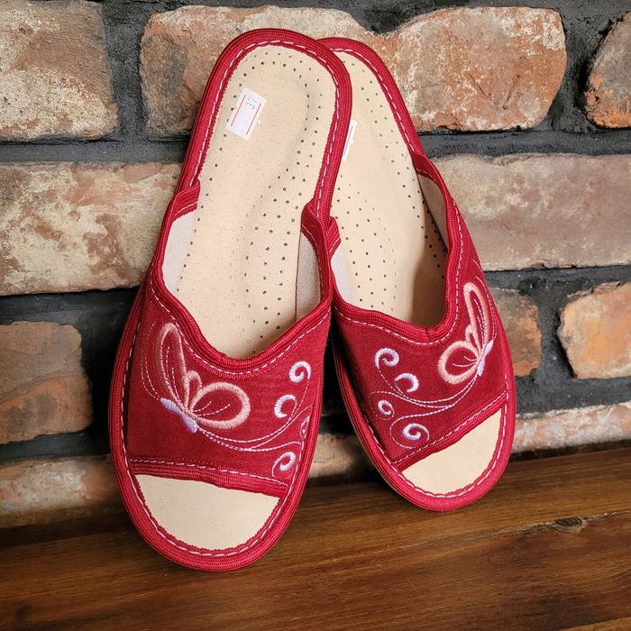 Kapcie damskie-skóra naturalna 36-41