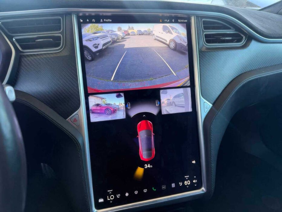 Tesla Model S      2016