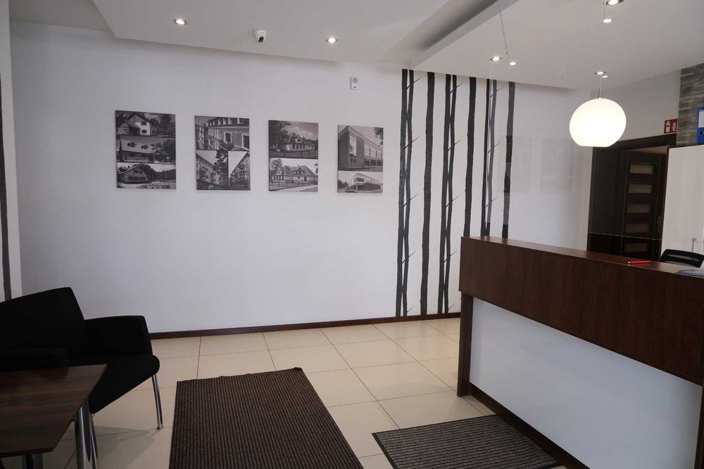 Wynajmę biuro (185 m2)  z magazynem (195 m2)