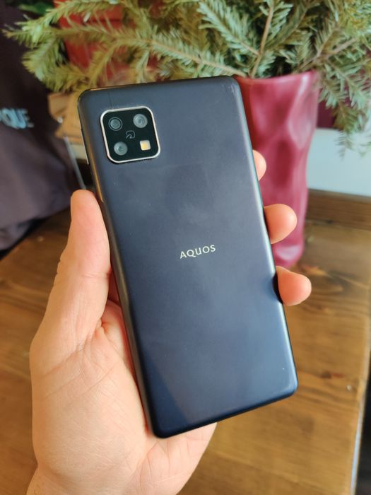 Sharp Aquos Sense 5G titanium black ip67 NFC google Android 13