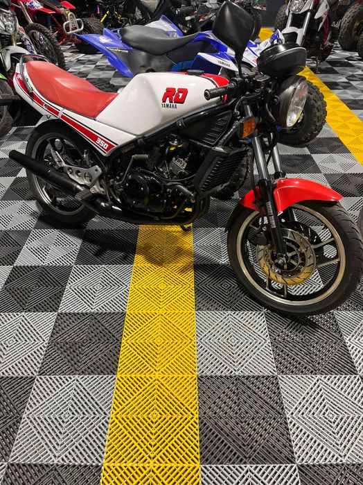 Yamaha TDR 250 impecável