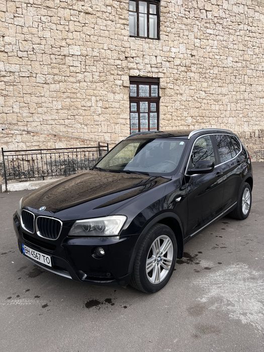 Продам бмв х3(f25)