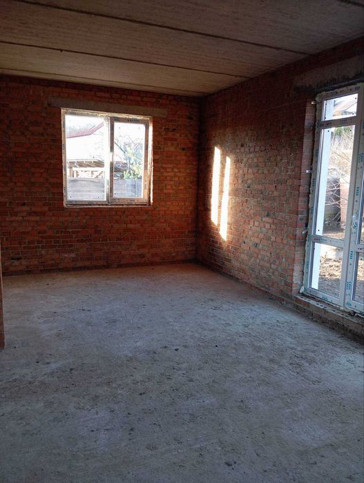 (5) Продам будинок в Селищі 8916