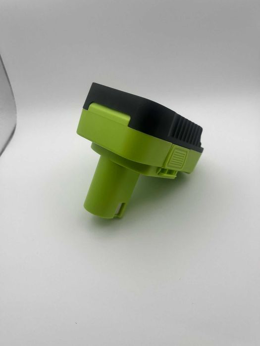 Adaptador Milwaukee / Dewalt 18V 20V / Ryobi 18V