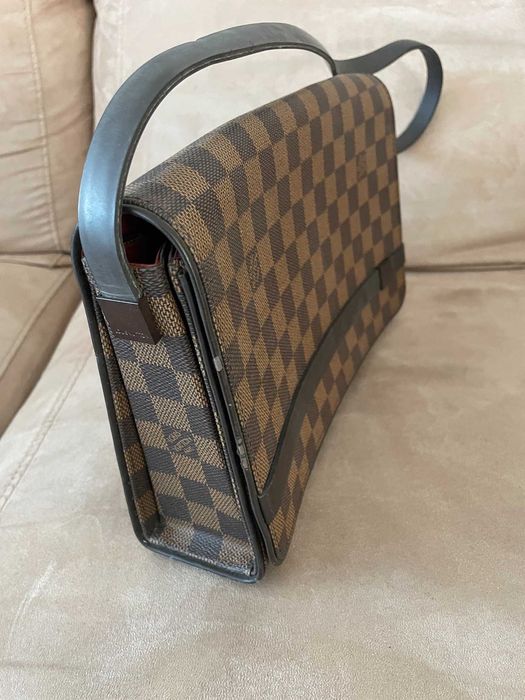Mala LOUIS VUITTON – modelo Tribeca