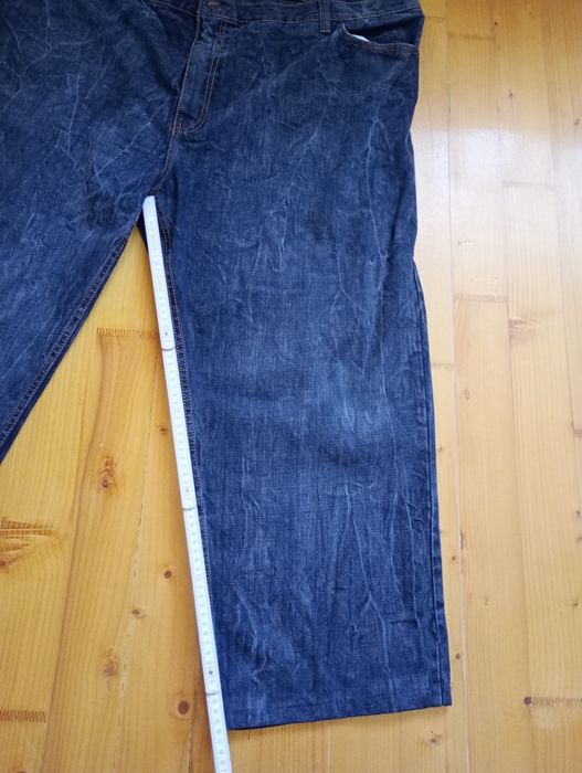 Armani Jeans дуже великий розмір