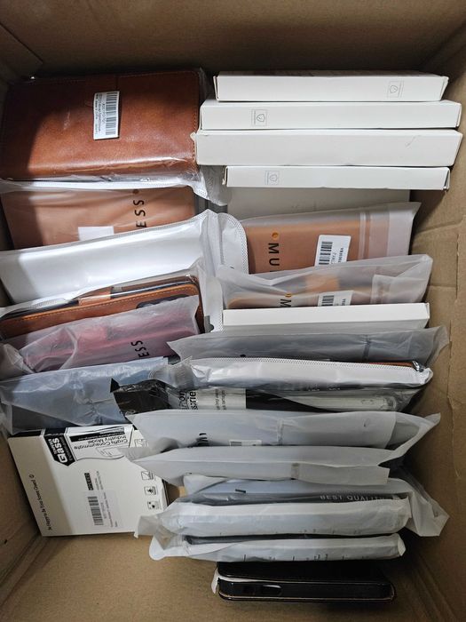 BOX Zwroty AMAZON MIX -Akcesoria GSM KAT A