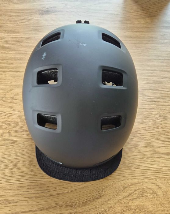 Kask na rower miejski Btwin Orzeszek 500 z daszkiem  (52-55cm)