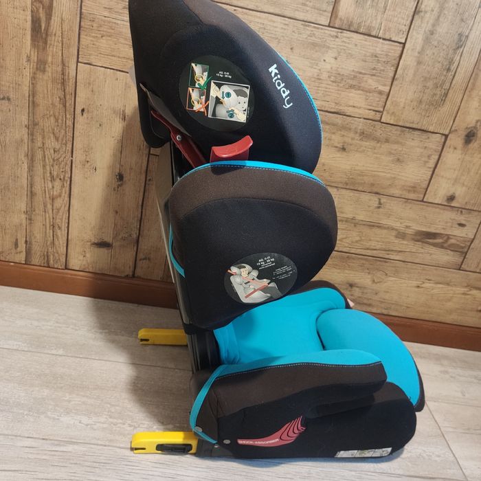 Дитяче автокрісло kiddy