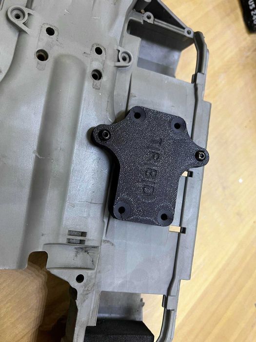 Traxxas Maxx, Widemaxx, E-Revo Adapter Hobbywing Max8