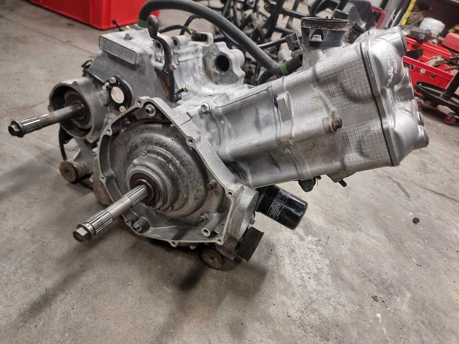 Wariator Suzuki Kingquad 700 Części 750 Serwis Naprawa Silnik Cylinder