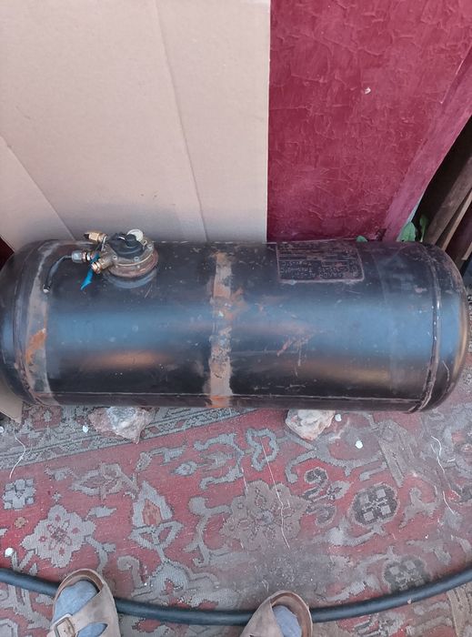 Продам  газовый  балон б.у 6литров