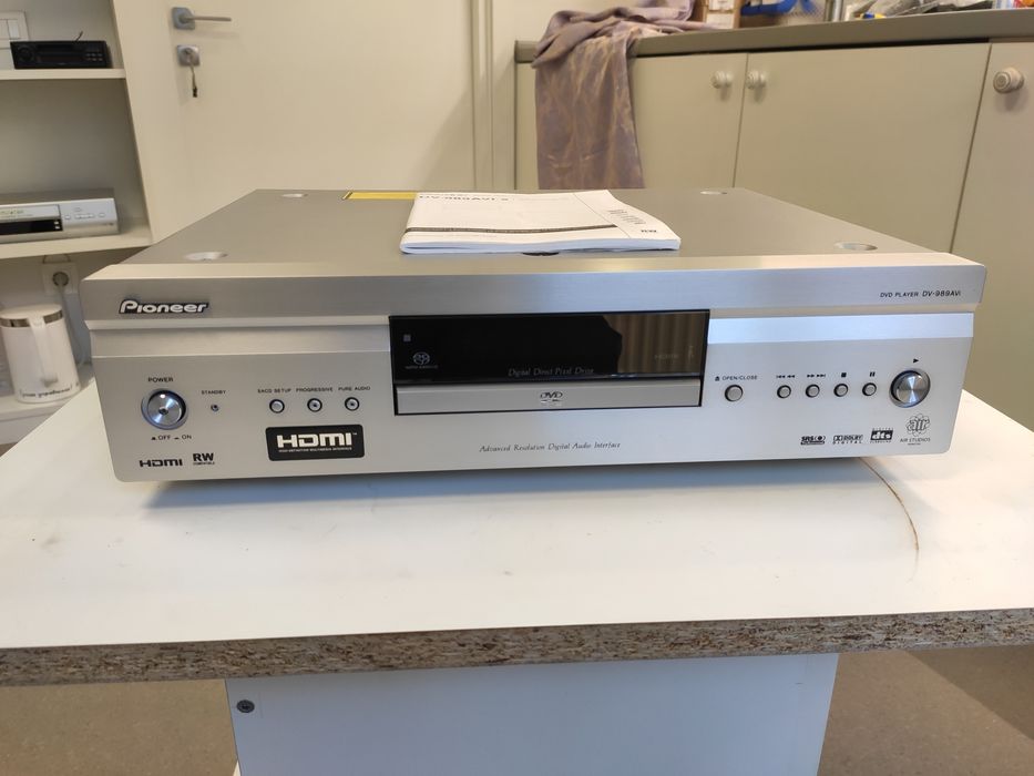 DVD-проигрыватель Pioneer DV-989AVi