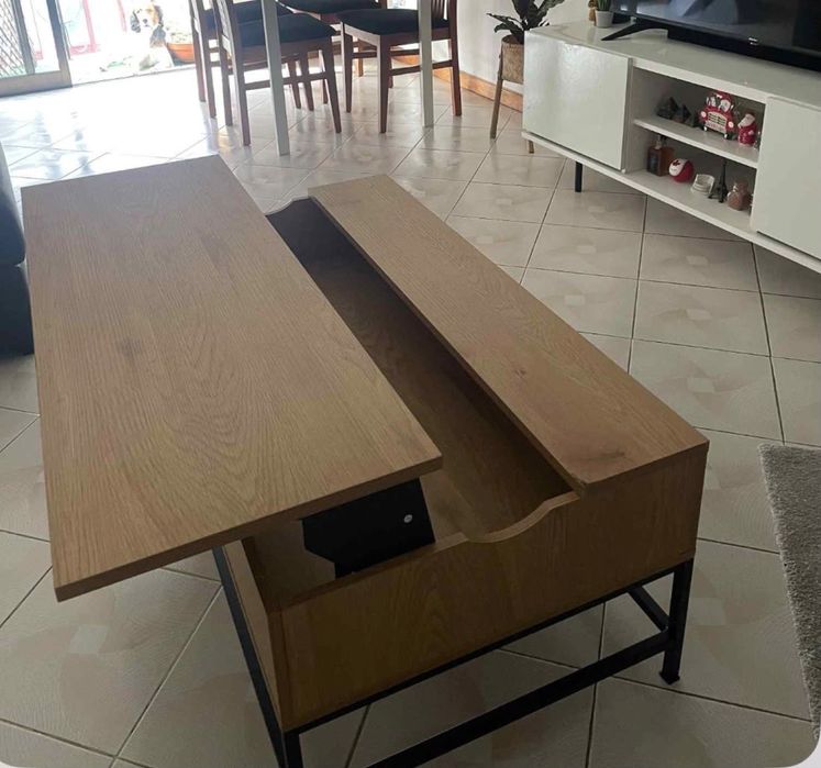 Mesa de sala semi-nova