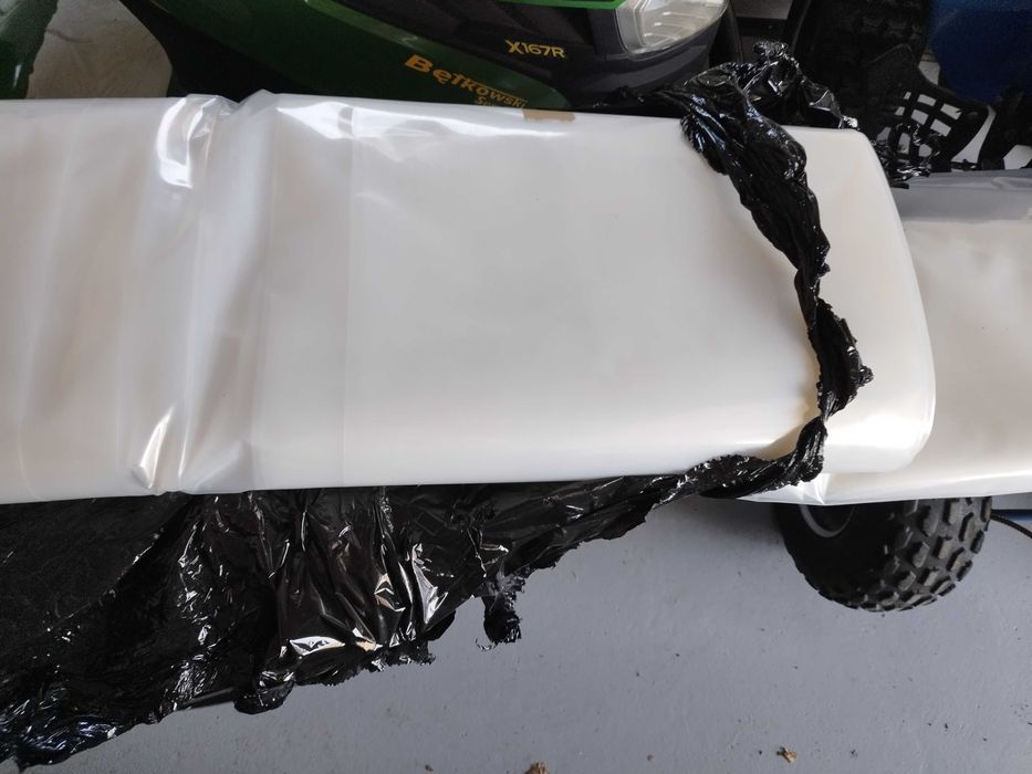 Folia na tunel, namiotowa