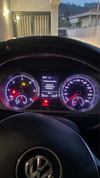 Volkswagen Golf VII Variant 1.6 TDI BlueMotion – 2016 – Muito estimada