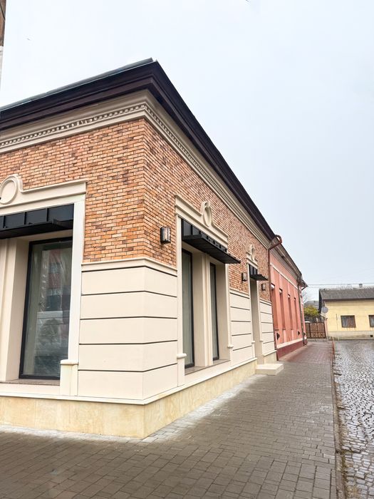Здається в оренду комерційне приміщення в центрі міста