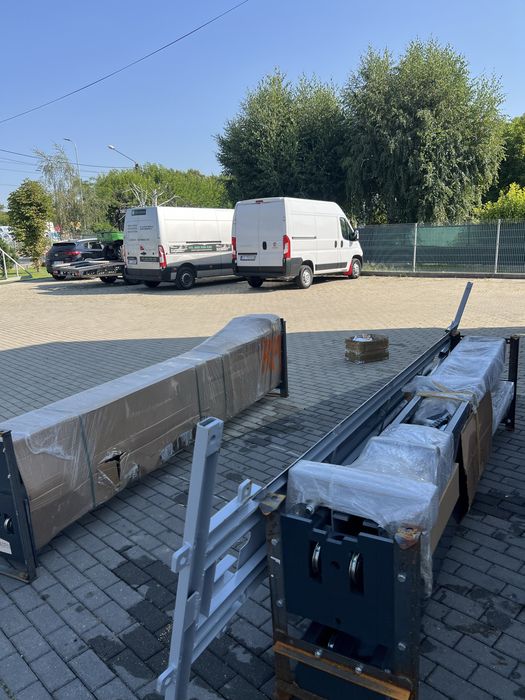 Podnośnik dwukolumnowy hydrauliczny