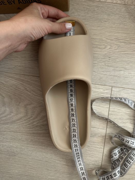 yeezy slide pure