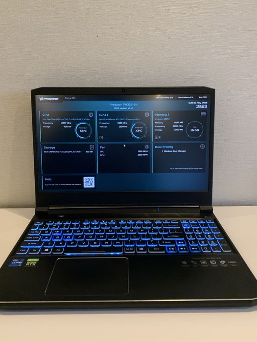 Acer Predator Helios 300 PH315-54 чудовий ігровий ноутбук