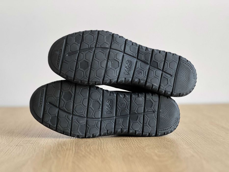 Жіночі кросівки Marks & Spencer, (р. 38)