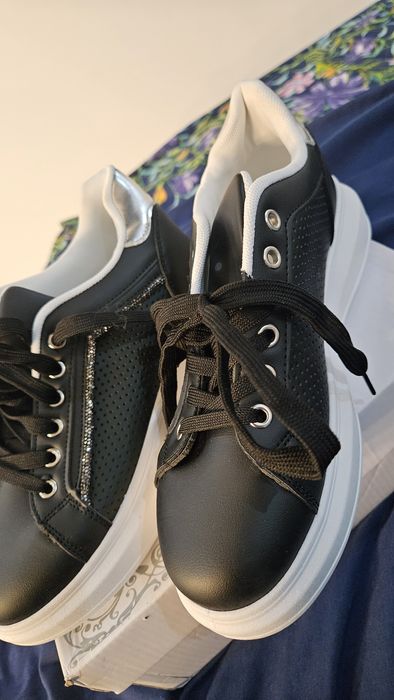 Nowe snekersy trampki damskie