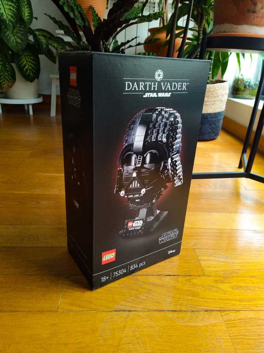 LEGO Star Wars Helmets Collection 75351, 75304