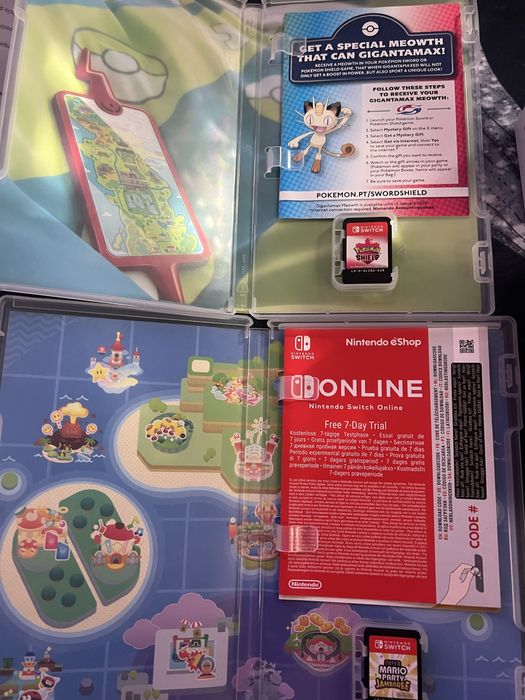 Nintendo switch Oled + 2 jogos + 2 joycons