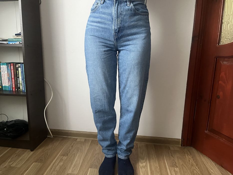 Джинси жіночі LEVI STRAUSS & CO
