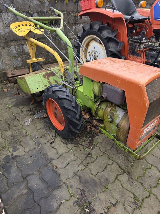 Lote de 3 motocultivadores – 2.000 €
Vendem-se 3 motocultivadores em