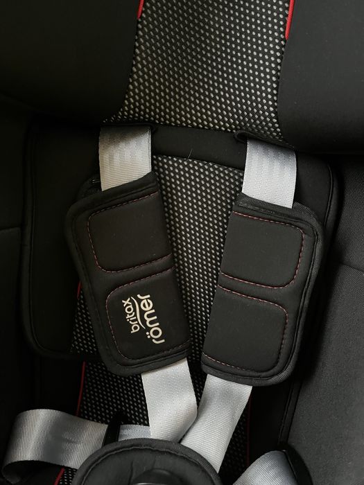 Fotelik samochodowy obrotowy 9-18 kg Britax Dualfix M