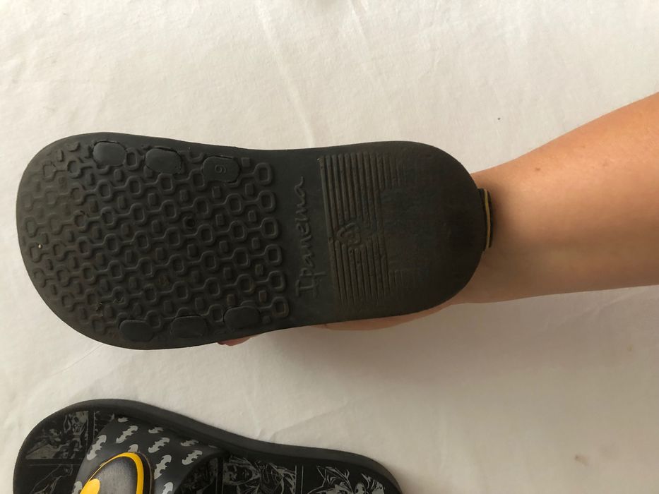 Шльопанці batman на хлопчика 6-8 років