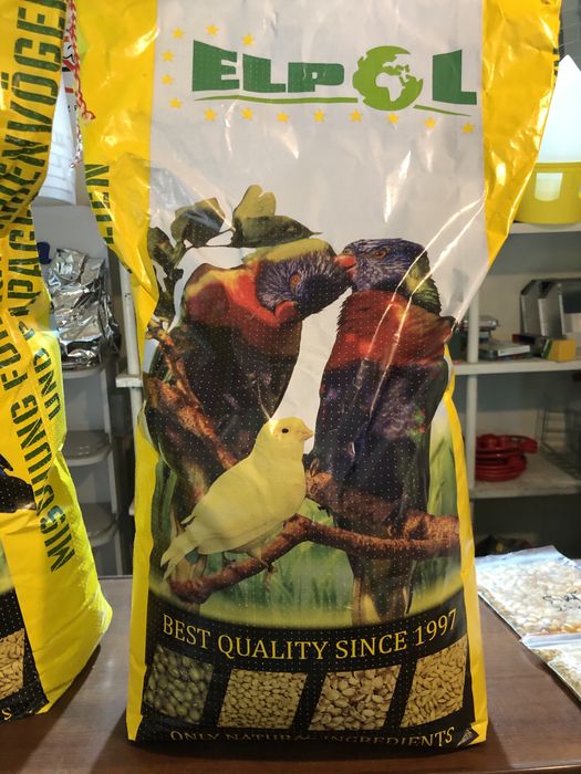 Karma dla papug ( ŚREDNICH ) PŚ