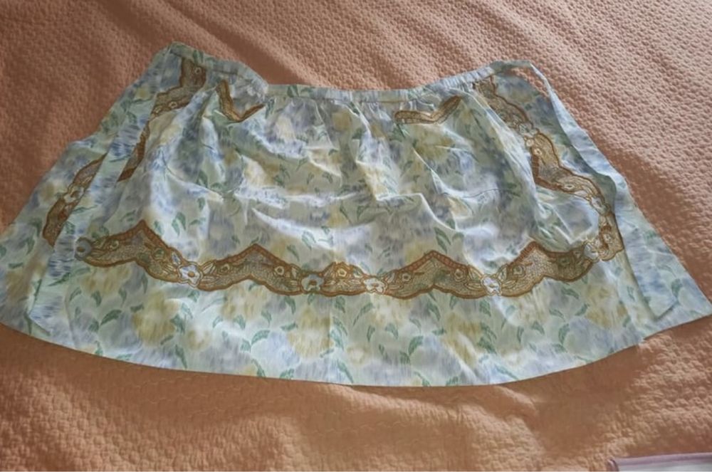 Aventais bordados tradicionais nazare