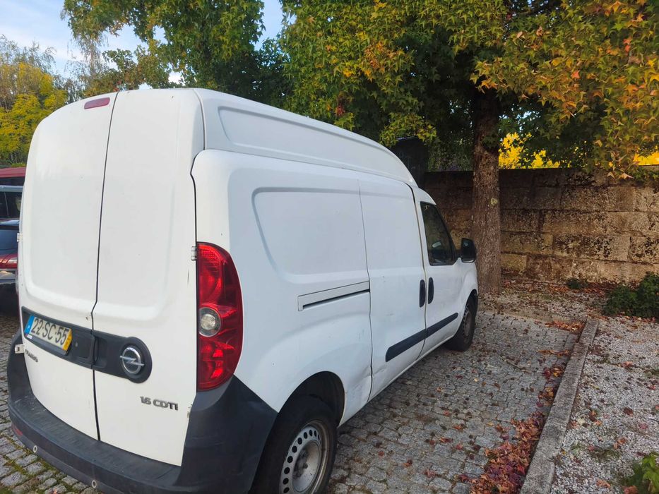 Opel combo 2016.