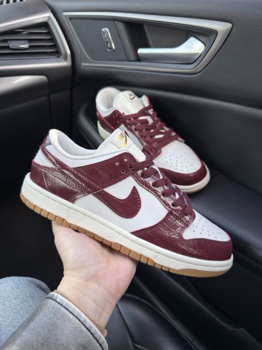 Жіночі кросівки Nike SB Dunk Low Burgundy Croc найк сб данк бордові