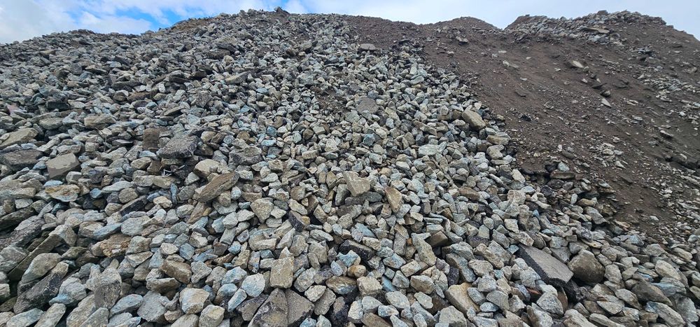 Kruszywo betonowe kruszonka beton kamień kliniec tłuczeń betonowy