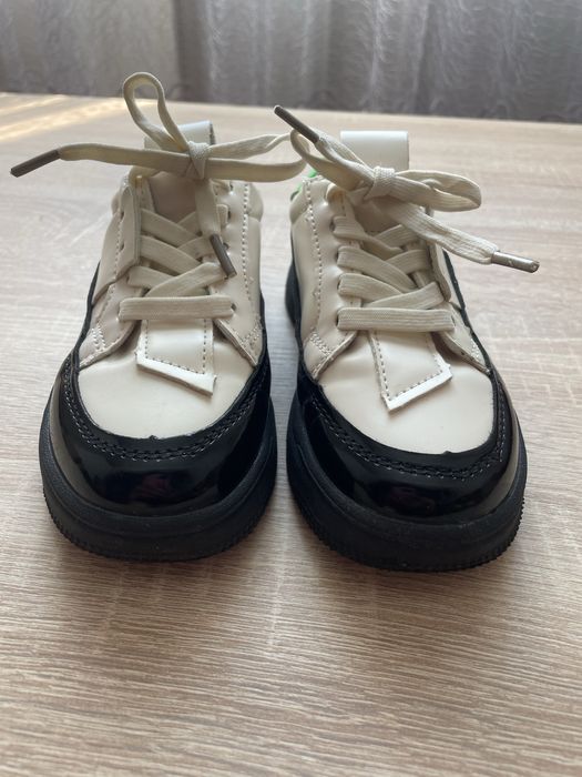 Туфлі для дівчинки