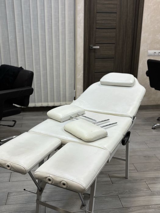 Кушетка для педикюра/лешмейкера