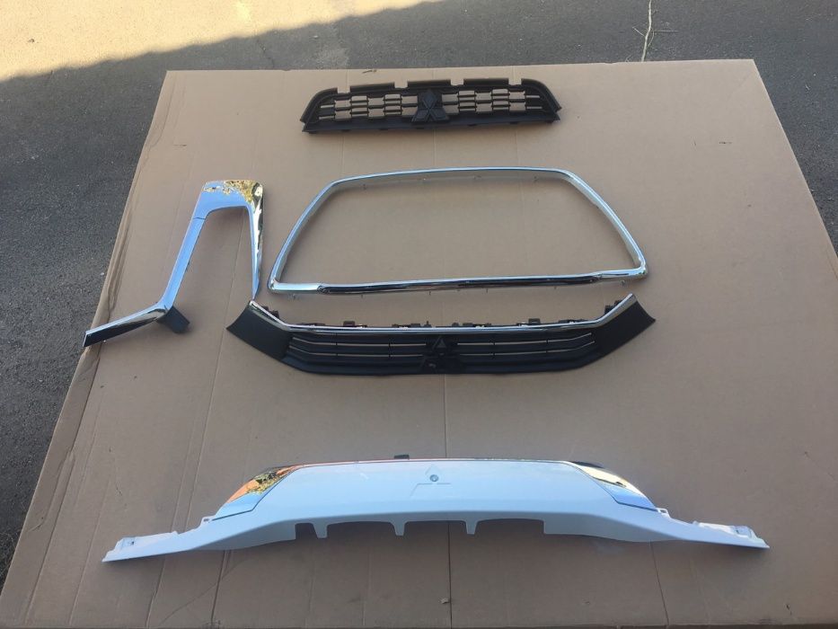 Outlander ASX  аут3 Фара черная аутлендер асх