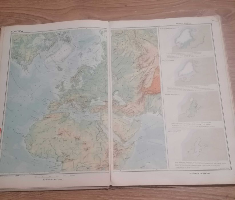 Zabytkowa stara mapa geograficzna 1962