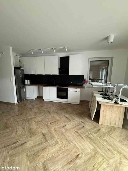 Nowy dom w zabudowie bliźniaczej - 100m2
