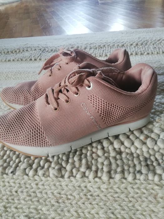 Calvin Klein. Snekersy r. 38