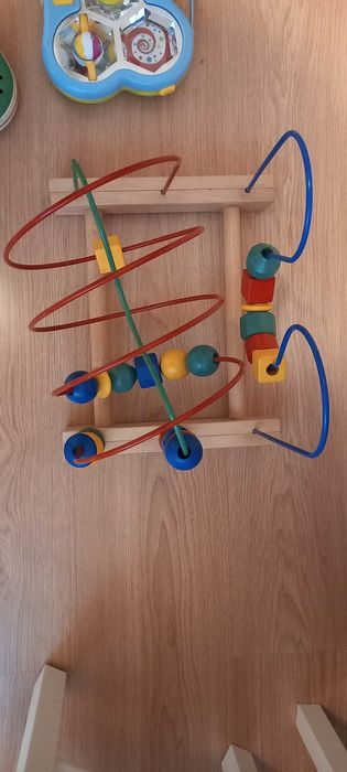 Labirinto madeira ikea