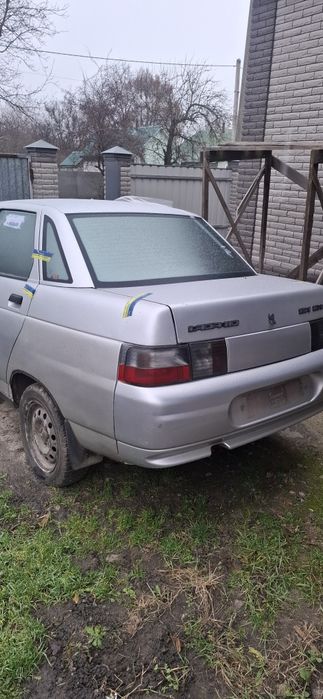 Автомобіль Ваз 2110